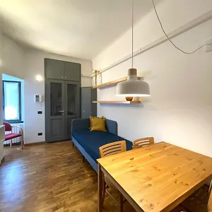 2* Lägenhetshotell Easy - And Navigli
